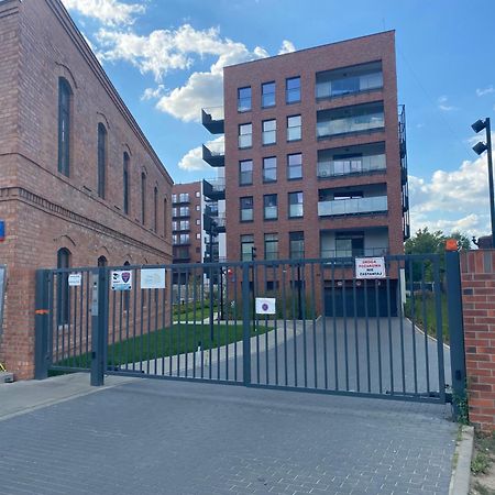 Metro Szwedzka Apartament Orange Varsó Kültér fotó