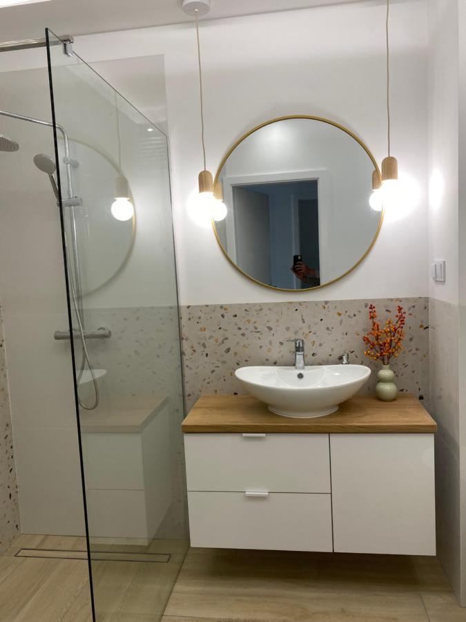 Metro Szwedzka Apartament Orange Varsó Kültér fotó